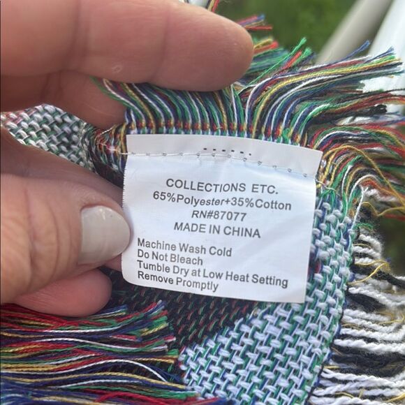 Tapestry Blanket with House and Sheep Design - Picture 6 of 7